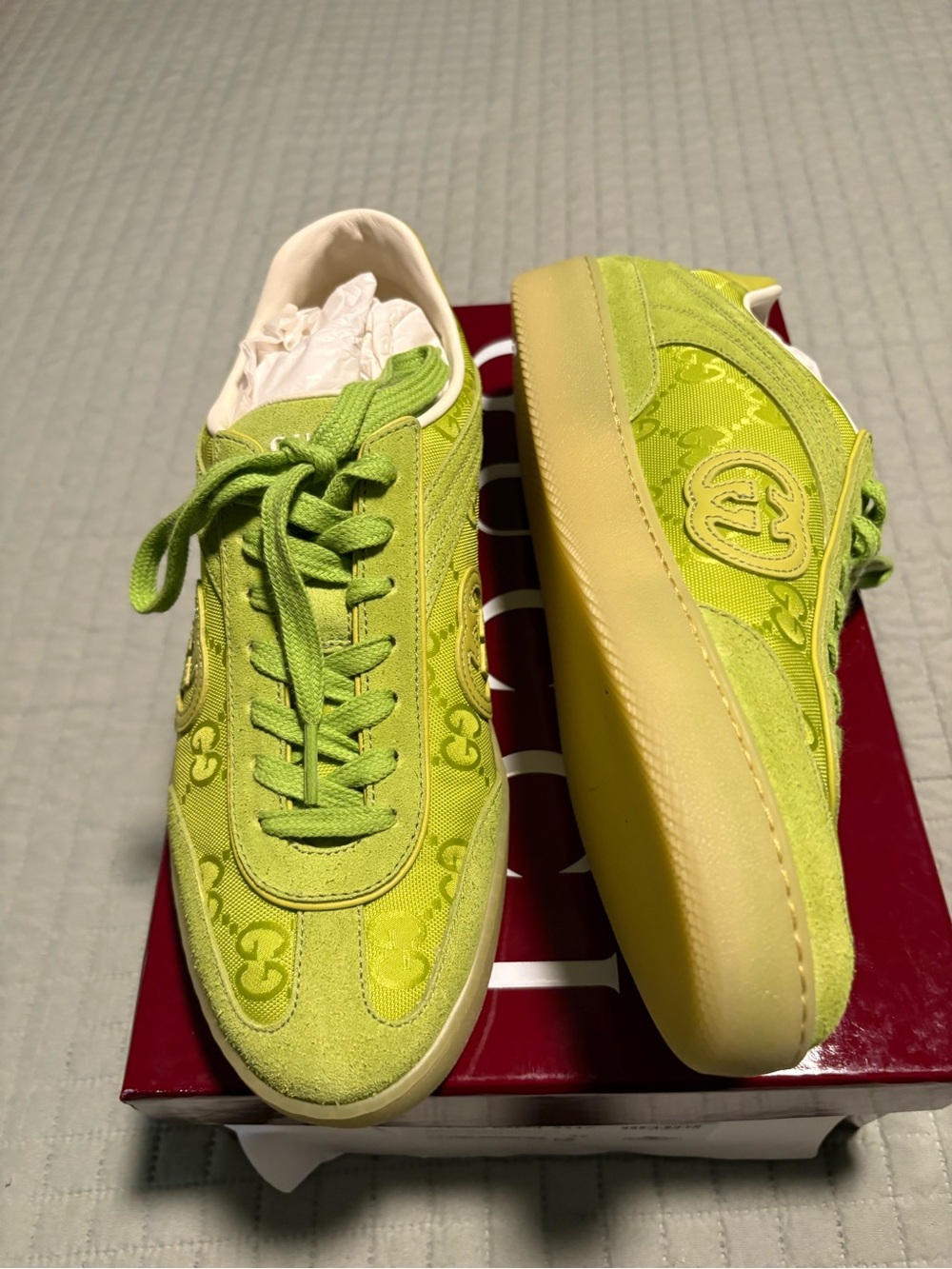 Gucci Neon Green Low-Top Sneakers. 100% Authentic - Picture 2 of 7